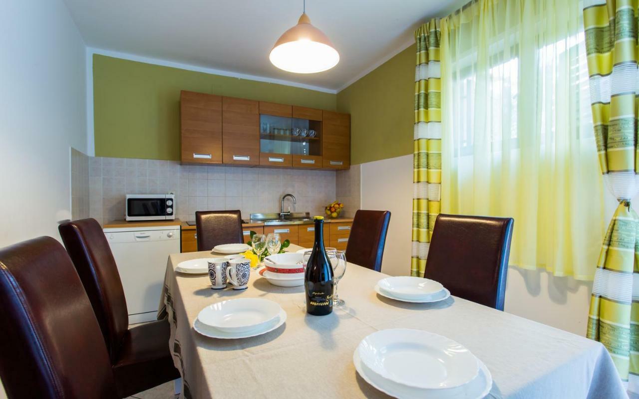 Apartments Luka 2 Baška Zewnętrze zdjęcie
